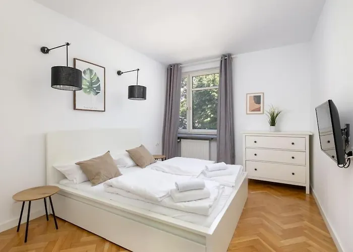 Apartment Near Elektrownia Powisle